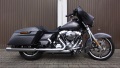 Street Glide mit AMC HD4 howitzer kurz